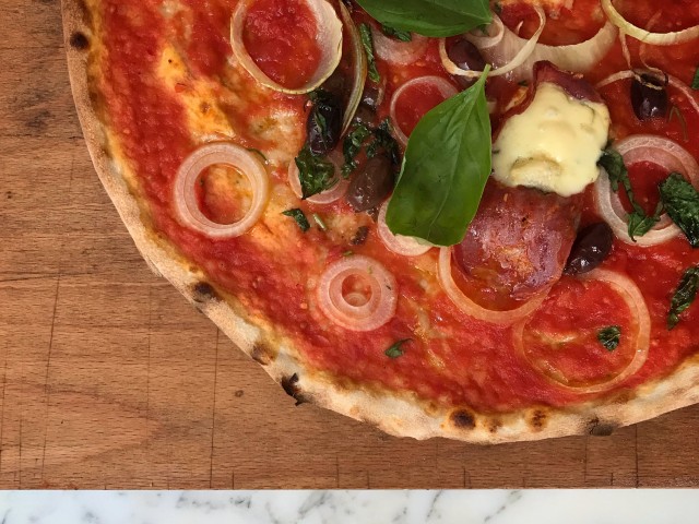 AVE Pizza Romana 